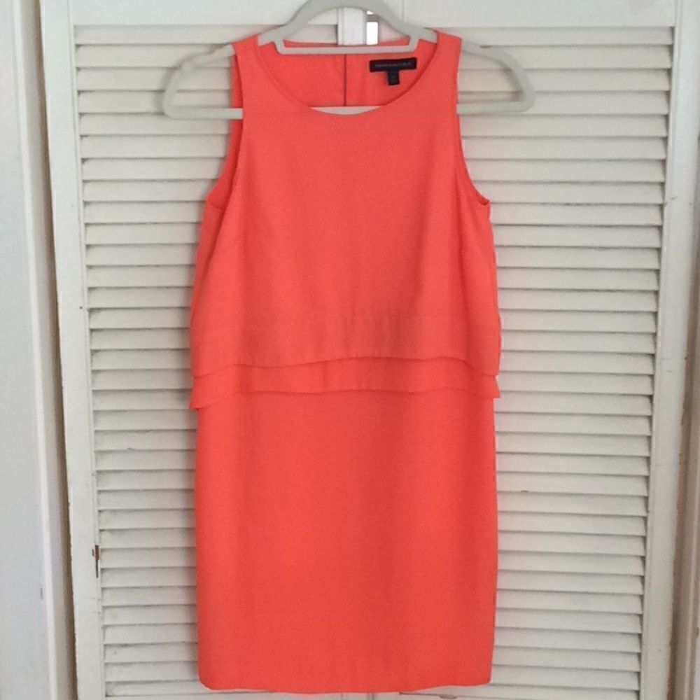 BR Neon Orange ruffle dress. Lined Keyhole back 0P